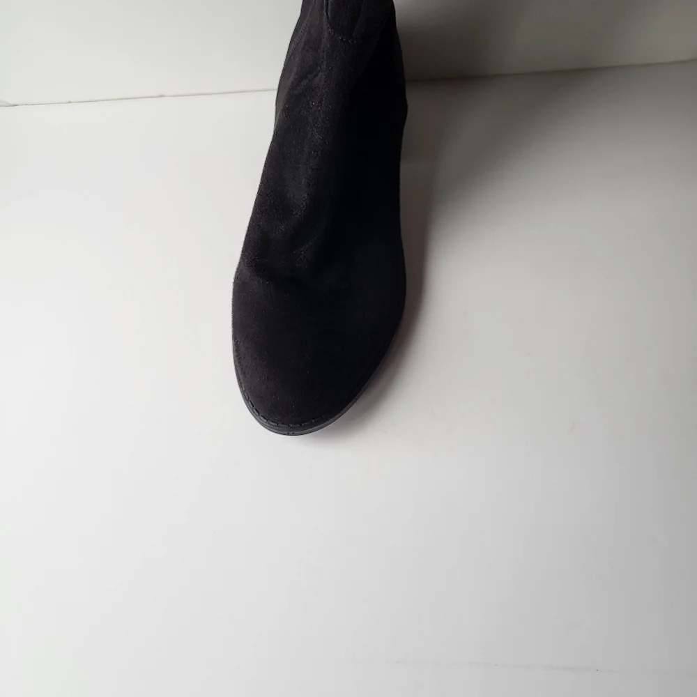 NEW Knee High Boot by Nine West 8M